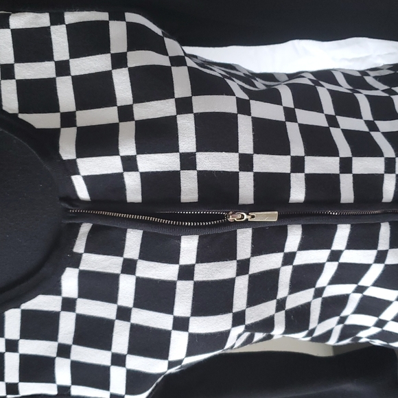 WHBM Black & White Checkered Cardigan - Picture 3 of 6